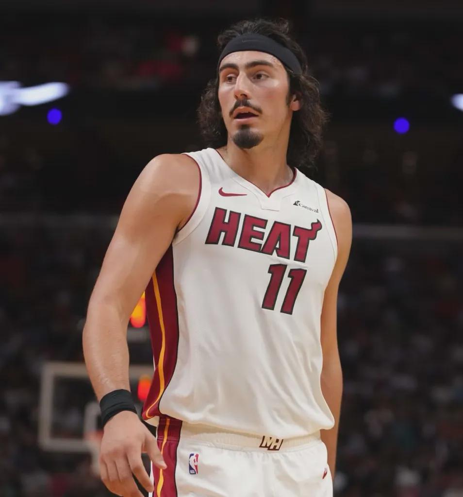 彩票开奖直播-12次20+!领跑全联盟!提前锁定大合同